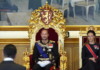 Haakon VIII jura como rey de Noruega con la ausencia de su esposa
