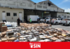 Autoridades desmantelan una de las mayores fábricas clandestinas de alcohol adulterado