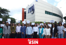 Betty Gerónimo y rector del ITLA entregan 600 becas a jóvenes destacados del programa BTI