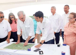 Presidente Luis Abinader supervisa avances del alcantarillado sanitario de Licey al Medio, cuya primera etapa entrará en funcionamiento en enero de 2027