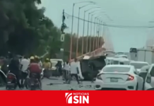 Reportan accidente de tránsito en el puente Higuamo; vehículo quedó volcado