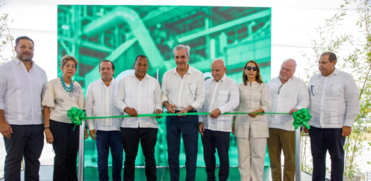 Presidente Luis Abinader inaugura planta de valorización de residuos en Puerto Plata que generará más de mil empleos