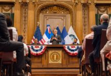 Presidente Luis Abinader se reúne con diáspora dominicana en Brooklyn; Antonio Reynoso declara el 24 de septiembre como Día del Orgullo Dominicano