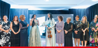 Aisha Syed toca el violín en el Teatro Nacional y envía un mensaje de esperanza a las víctimas de violencia