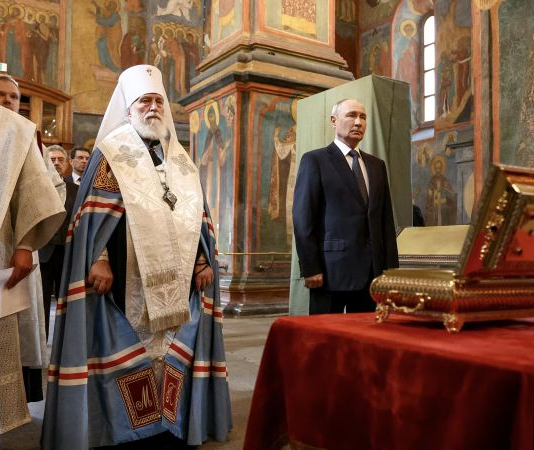 ¿Por qué Rusia envía a príncipes y santos fallecidos a la batalla?