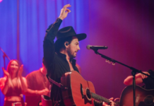 Todo listo para que Beto Cuevas presente su espectáculo “Acústico” en Santiago