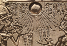 El paradero de la tumba de Nefertiti obsesiona a los arqueólogos desde hace un siglo. Una cámara oculta podría tener la respuesta