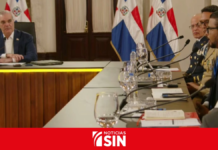 Abinader afirma que salarios de rasos, cabos y sargentos se han triplicado