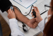 Costa Rica invierte menos de lo recomendado en salud