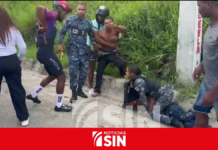Acusados de robar aires acondicionados intentan escapar a pedradas en SDN; Noticias SIN capta el arresto