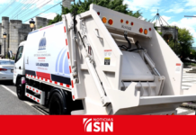 La Vega recibe nuevo camión recolector de desechos sólidos