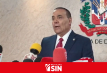 Tavárez propone reducir un 30 % los intereses de tarjetas y fijar tope anual del 45 %