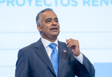 Ministro Santos destaca aporte de la minería a la economía tras crecer 17.9 % en septiembre