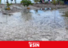 Fuerte oleaje provoca inundaciones en viviendas de Gaspar Hernández; residentes piden auxilio