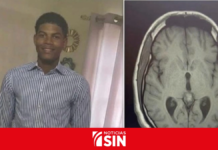 Adolescente de 16 años enfrenta tumor cerebral y pide ayuda para ser pelotero