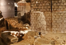 En 1965, París empezó a excavar un aparcamiento frente a Notre-Dame. Se encontró con una ciudad romana entera bajo sus pies