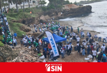 Retiran más de 12,600 libras de basura en jornada de limpieza de costas en tres provincias