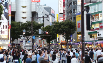 Desde hace tres días, si eres extranjero en Japón te va a costar 20 veces más quedarte a vivir para siempre