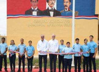 Tras años de espera, presidente Luis Abinader inaugura dos centros educativos en Santiago con 15 nuevas aulas que beneficiarán a más de 500 estudiantes