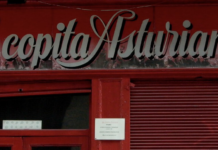 El mítico bar de Madrid donde se rodó esa escena de 'La bola negra': café de pota y una familia al frente desde 1959