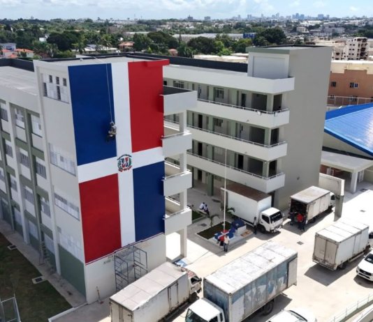 Gobierno anuncia que el Complejo Educativo y Deportivo Pedro Martínez, en Manoguayabo, está listo para ser entregado