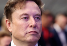 Elon Musk podría vivir donde quisiera, pero eligió una caravana junto a un enorme complejo de centros de datos en expansión