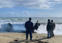 Armada vigila al menos tres embarcaciones que intentarían salir ilegalmente del país