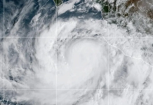 Rachel ya es huracán categoría 1 y avanza sobre el Pacífico: te decimos su trayectoria