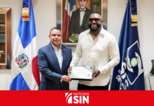David Ortiz invita a la ciudadanía a participar en la gran Caminata por la Salud Mental