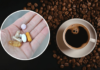 ¿Tomas suplementos con café? Estos son los riesgos y cómo puede afectar su absorción